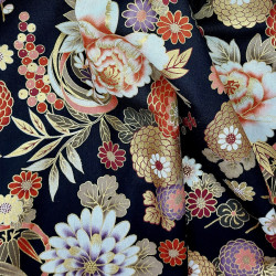 Tissu japonais noir pivoines et chrysanthèmes avec du doré