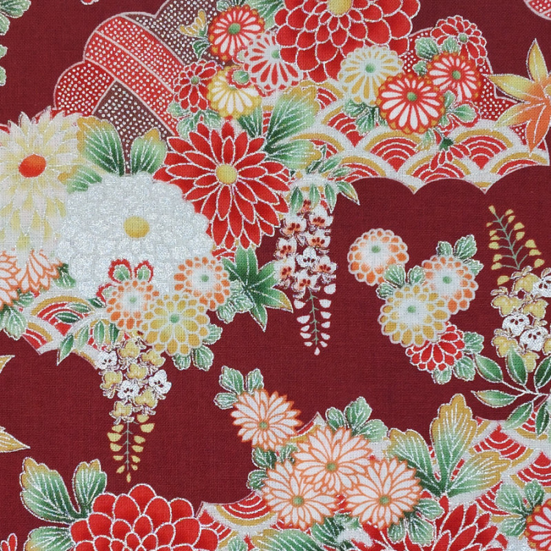 Tissu rouge foncé fleurs rouges oranges jaunes et argentées
