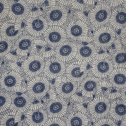 Tissu japonais ombrelles bleues fond écru