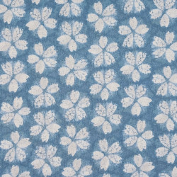 Tissu japonais bleu clair fleurs de cerisier esprit shibori