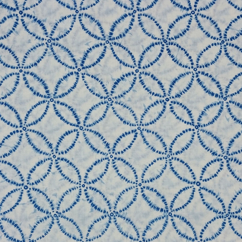 Tissu japonais blanc motifs shippo en bleu esprit shibori