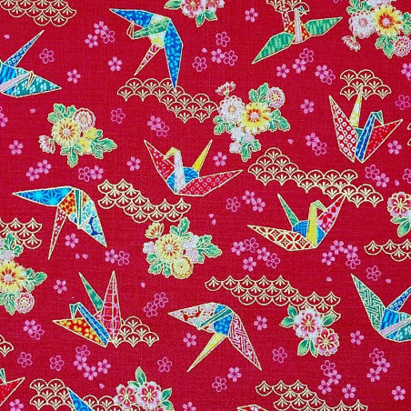 Tissu japonais grues origami et fleurs fond rouge