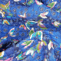 Tissu matelassé japonais bleu papillons sakura doré coton
