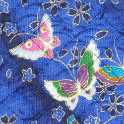 Tissu matelassé japonais bleu papillons sakura doré coton