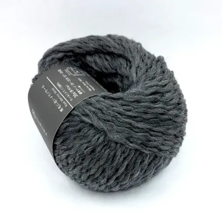 Genmou Daruma Dark Grey No. 9 Japanese Merino Wool Yarn 30g